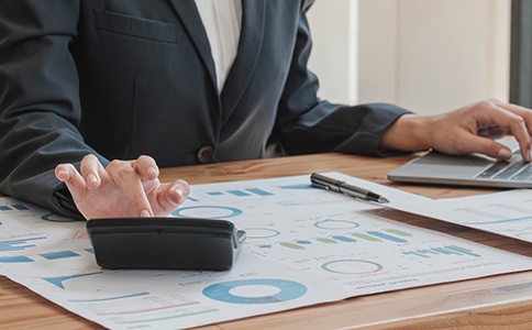 選擇記賬代理公司時(shí)需要注意什么？