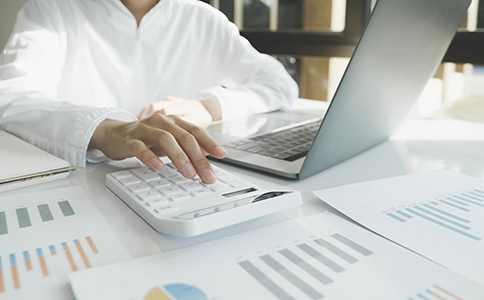 不同規(guī)模企業(yè)選擇記賬代理公司的建議